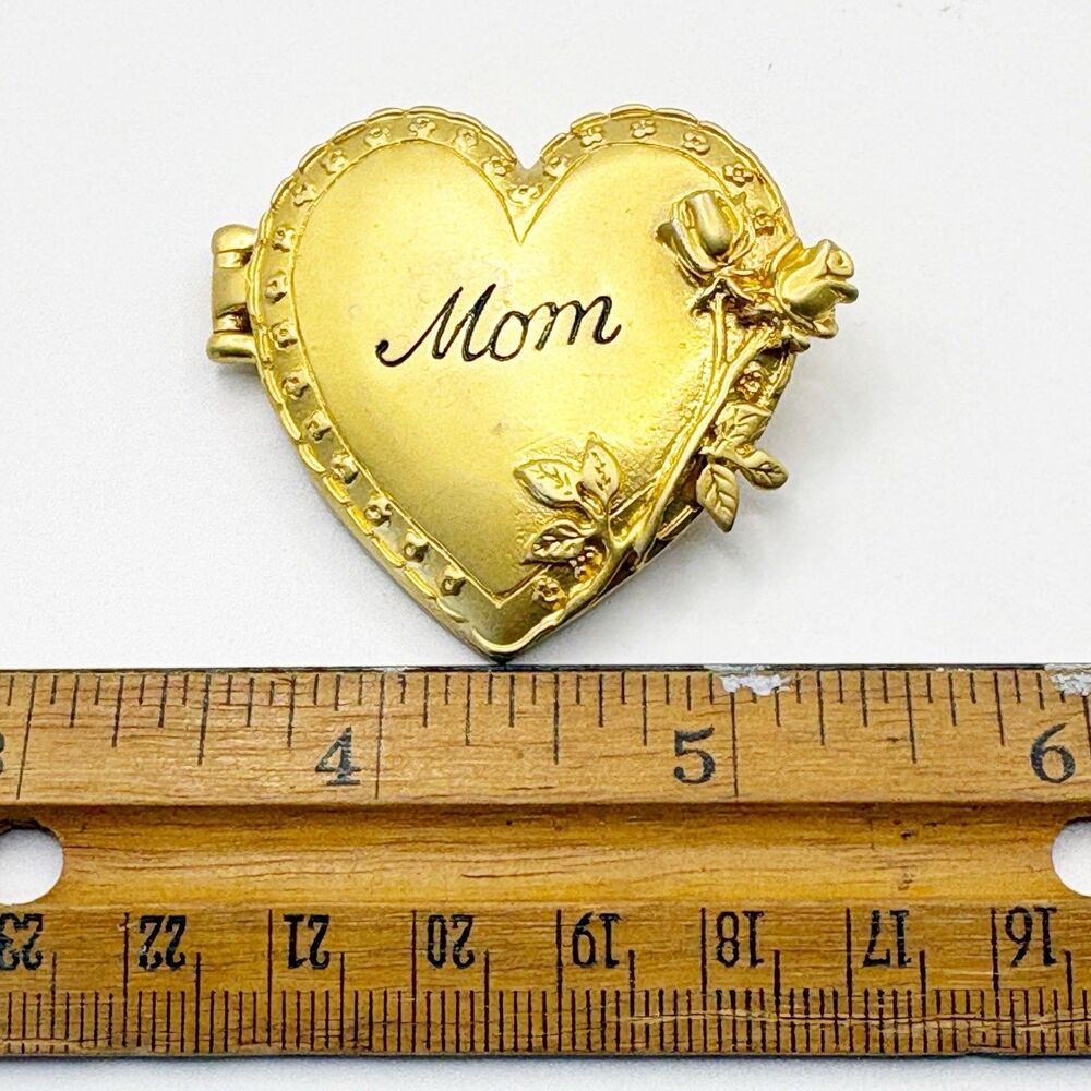 J&J Vtg Heart Mom Brooch Locket Gold Tone Engraved Fashion Pin Grandmacore  Gift